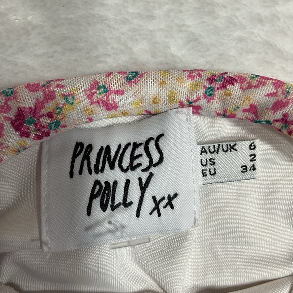 Princess Polly size 2 floral lace tank top - Picture 5 of 6